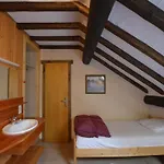 Ferienhaus Elegant Beverce Escape