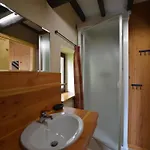 Elegant Beverce Escape Ferienhaus *