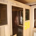 Ferienhaus Elegant Beverce Escape