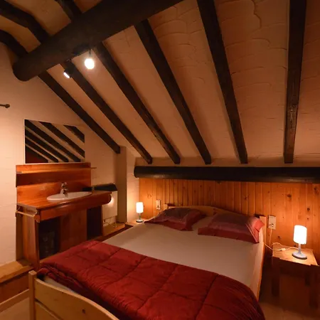 Elegant Beverce Escape